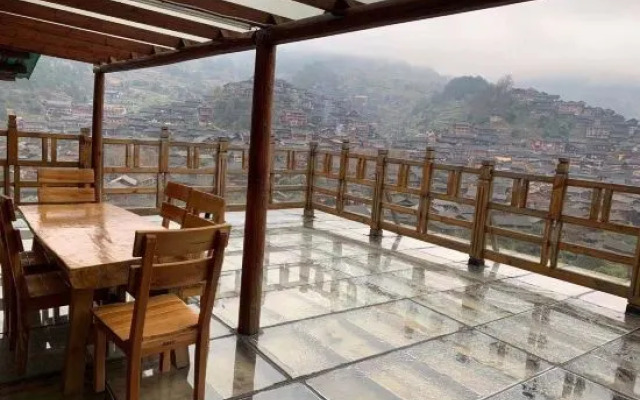 Yinxiang Xijiang Resort Hotel