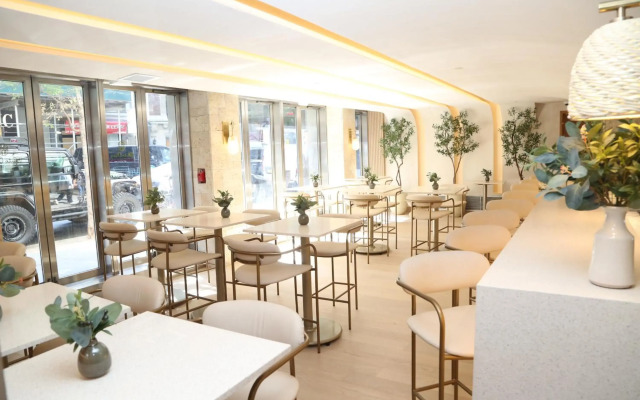 The Shoreham Hotel