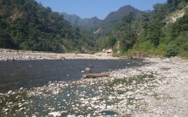 Mornis Camp and Resort