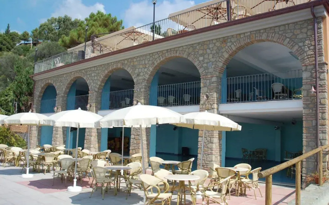 Flat in Caprioli di Pisciotta With sea View