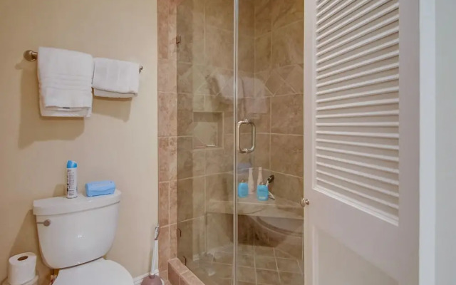 Gorgeous Ocean View Condo with Pool & Spa SURF9 by RedAwning