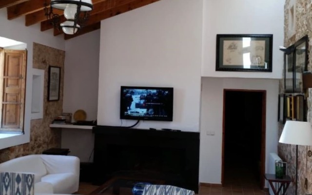 106644 - Villa in Sa Pobla