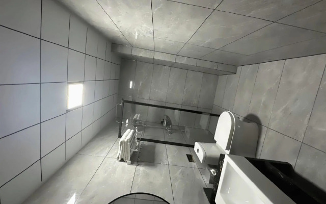 Fangcheng Zhongxuan Element Hotel