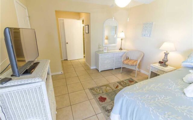 Hibiscus 303B - Two Bedroom Condo