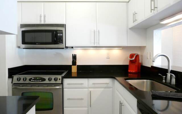 Inviting Condo With Pool Just a Steps From the Beach