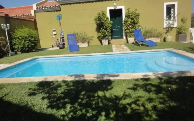 Malaga 101404 4 Bedroom Villa By Mo Rentals