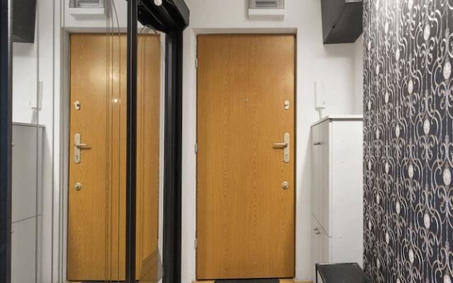 Solec Vistula Apartment