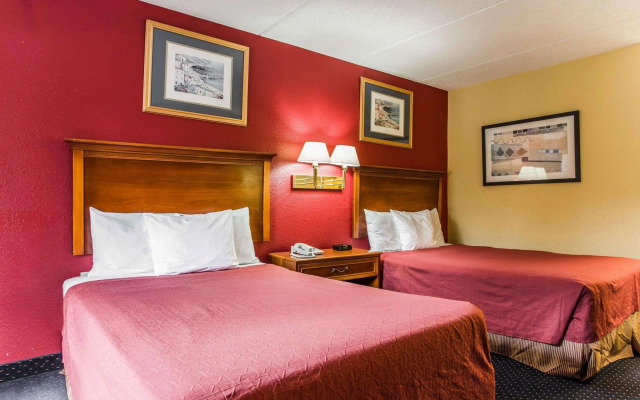 Rodeway Inn Charlotte Downtown