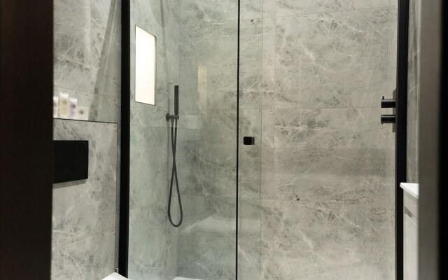 Discover Angel Central Two Bedroom by Belvilla
