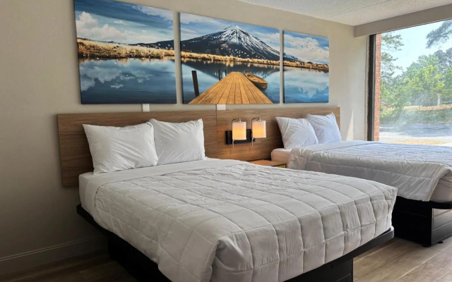 Days Hotel by Wyndham Williamsburg I-64