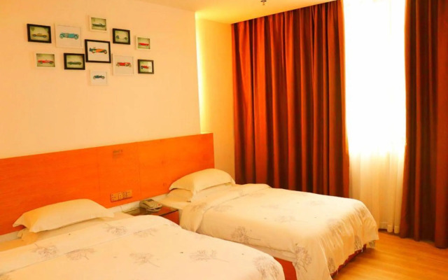 Young Trees Fashion Hotel