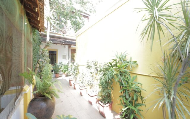 Dumas Guest House