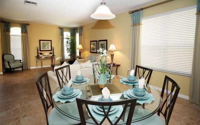 301 Las Fuentes Drive 6 Bedroom Home