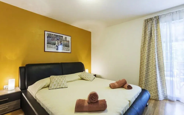 Luxury Villa Lucia with heated pool
