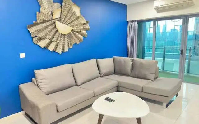 Summer Suites KLCC by Luna