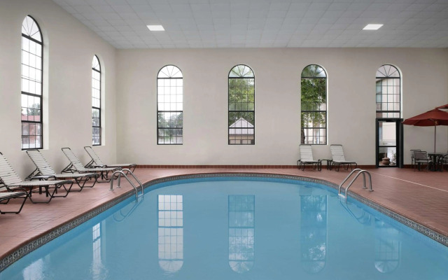 Hampton Inn Russellville