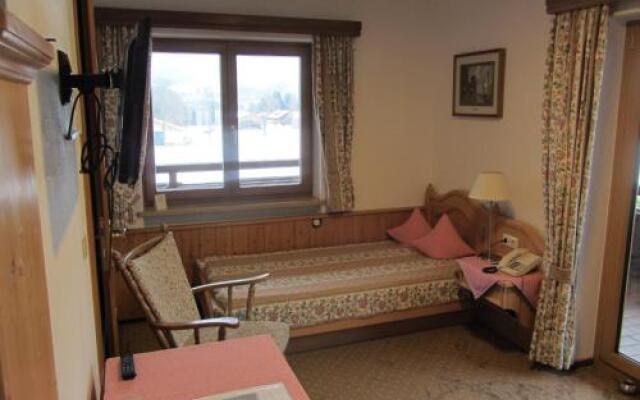 Hotel-Pension-Ostler