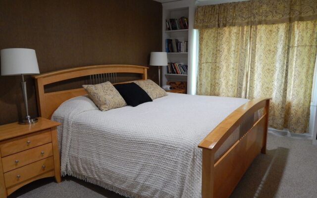 House on Cemetery Ridge