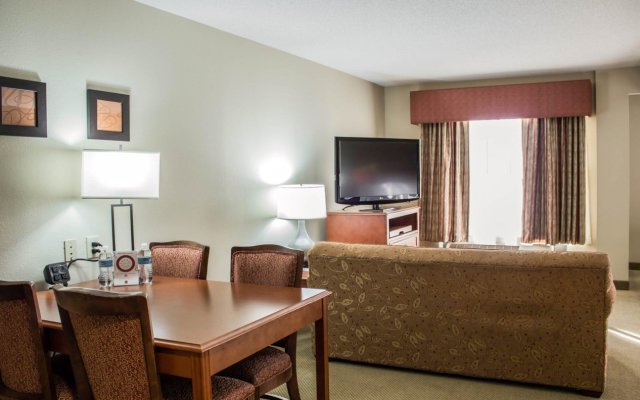 Four Points by Sheraton Raleigh Arena