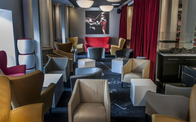Martin’s Dream Hotel