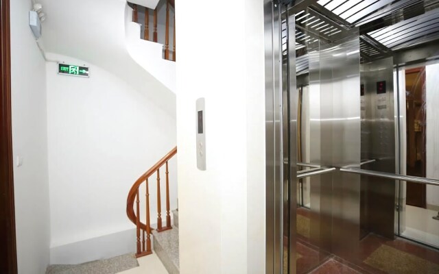 Summer Place Hotel - Hostel