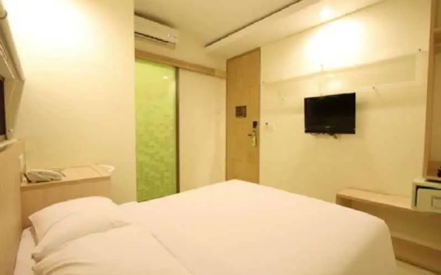 Grandmas Plus Hotel Seminyak