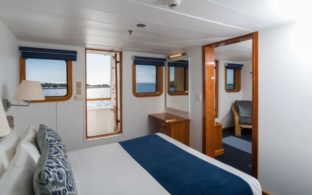 Captain Cruises Fiji, Fiji Cruise line - All inclusive & Departs most
