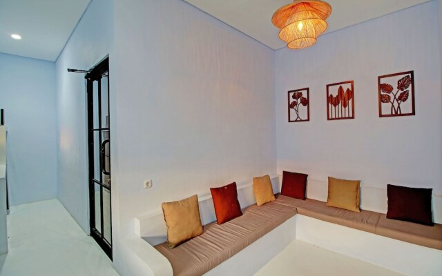 Collection O 93004 Double D Guest House