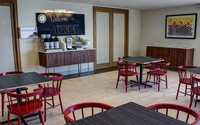 Holiday Inn Express & Suites Spencer by IHG