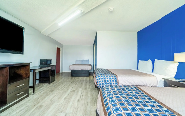 Lamplighter Inn By OYO Independence