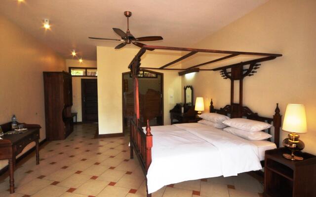 Hunters Lodge