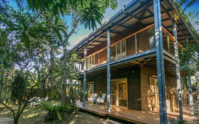 Beach Chalet