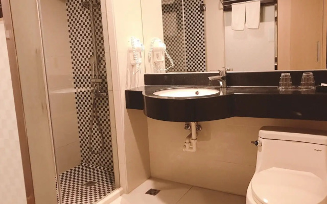 Delton Hotel