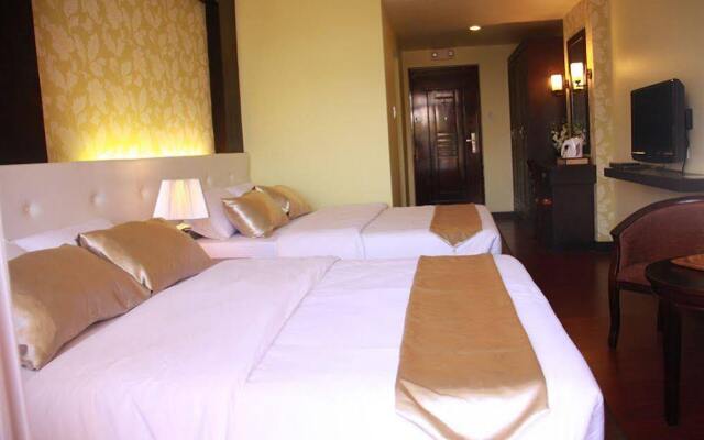 Oyo 159 San Remigio Pensionne Suites