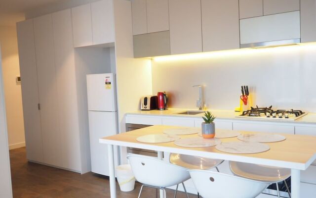 The Fifth Apartment