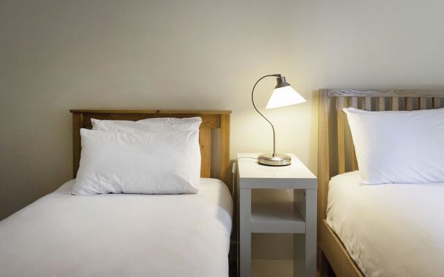 MetroStays - Temple Bar 16