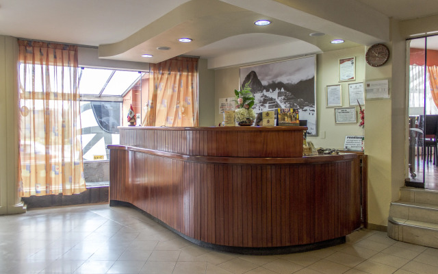 Hotel De La Villa Hermoza