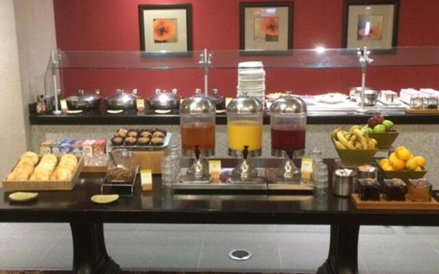 DoubleTree by Hilton Pittsburgh Monroeville Conv Center