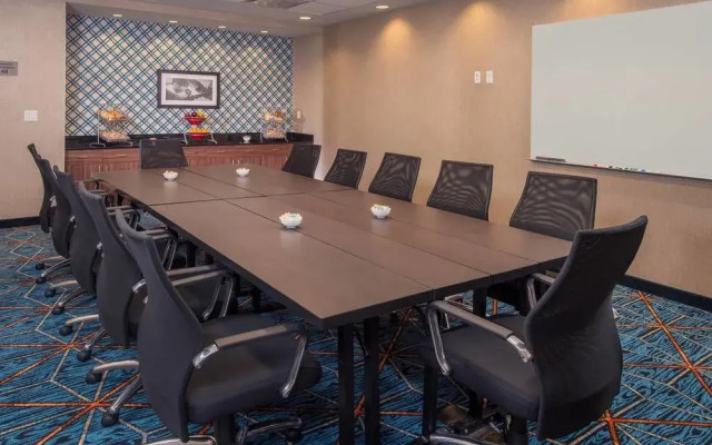 Fairfield Inn & Suites Easton