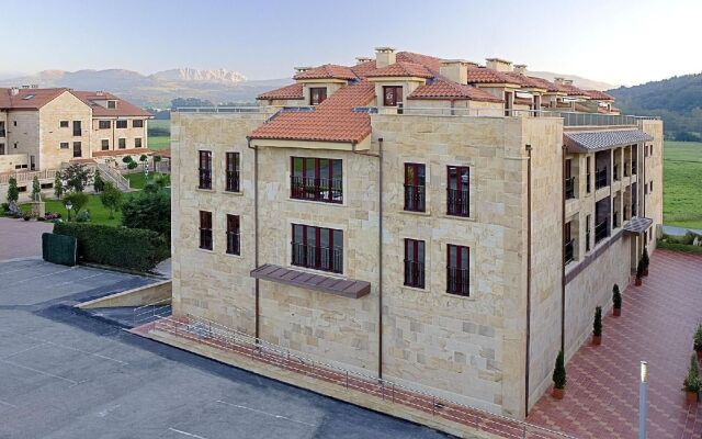 Apartamentos Spa Villa Pasiega