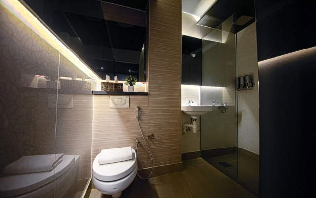 CUBE Family Boutique Capsule Hotel