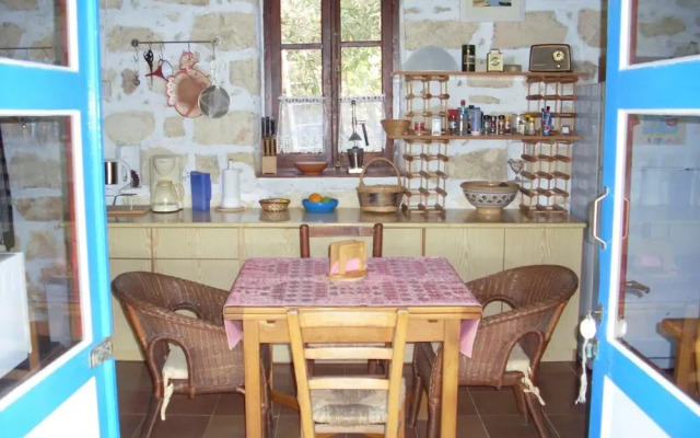 Stone House in Kritou Terra