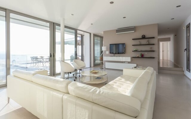 600m² homm Luxury Villa Sea Side Evia 16ppl