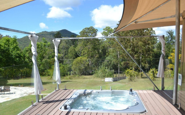 Tuckers Retreat