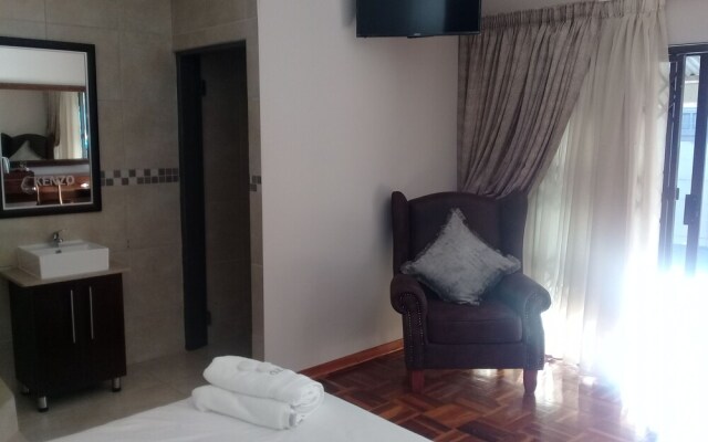 Kenzo Guest House