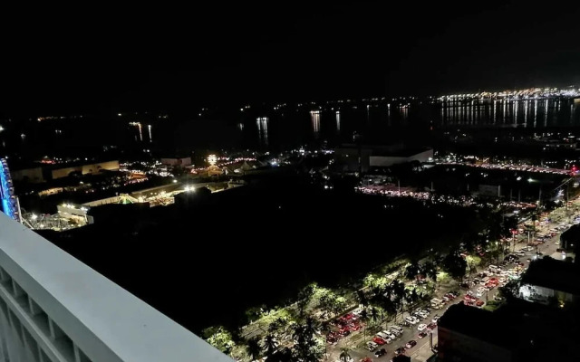 Lovely 1-bed Apartment in Pasay City