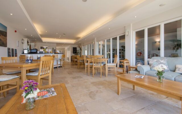 24 Burgh Island Causeway