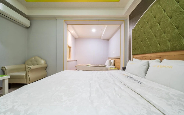 Gwangju Geumho Moment Hotel