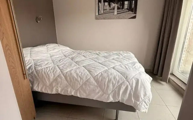 Elegant Seaside Retreat With Garden and Garage