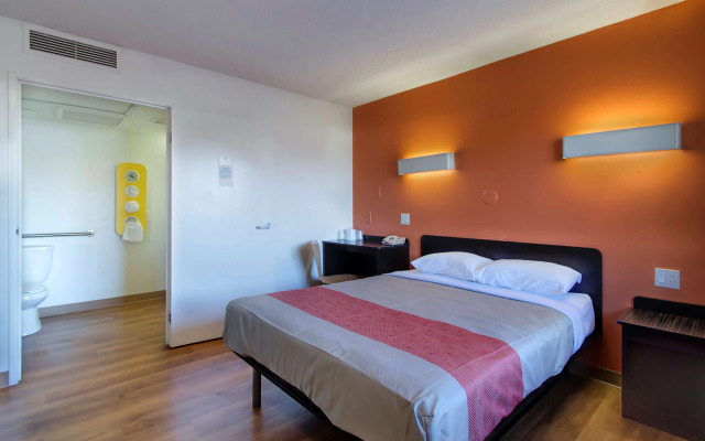 Motel 6 Capitol Heights, MD - Washington